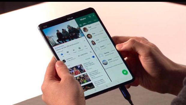 galaxy fold 620x352 - سامسونگ در حال جمع‌آوری تمام گوشی های گلکسی فولد است